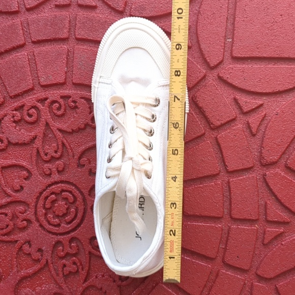 Jeen Ardor Women's size 8 white canvas fashion low-top sneakers - Picture 9 of 15